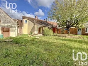 Village house at Rogny-les-Sept-Écluses (89220)