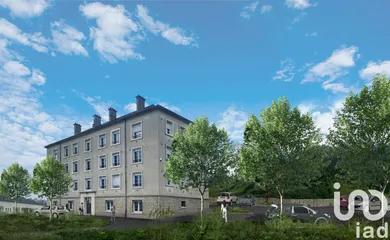 Building at Longueil-Annel (60150)