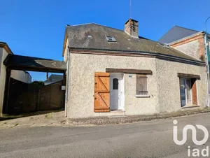 Village house at Rahay (72120)