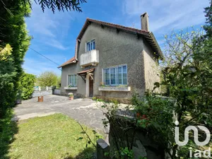 Maison traditionnelle à Saâcy-sur-Marne (77730)