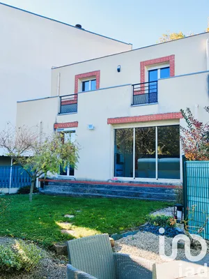 Maison de ville à Châlons-en-Champagne (51000)