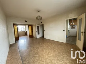 Apartment at Joinville-le-Pont (94340)
