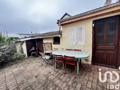 Maison à Saint-André-les-Vergers (10120) — 10/11