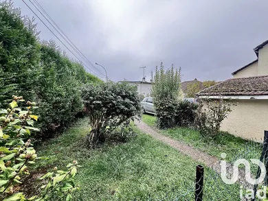 Maison à Saint-André-les-Vergers (10120) — 11/11