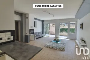 Appartement à Cabannes (13440)