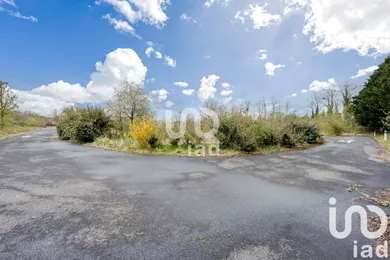 Terrain à bâtir à Isles-les-Meldeuses (77440)