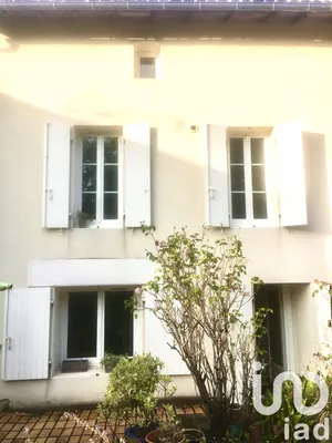Maison de ville à Saintes (17100)