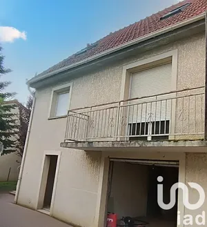 Traditional house at Chevilly-Larue (94550)