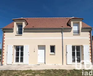 Pavillon à Chevrières (60710)