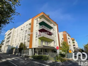 Apartment in Palaiseau (91120)