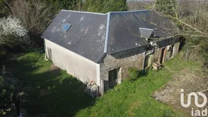 House at Les Loges (14240)