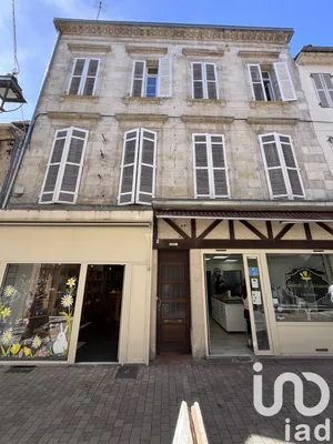 Building at Bergerac (24100)