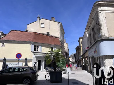 Building at Bergerac (24100) — 2/11