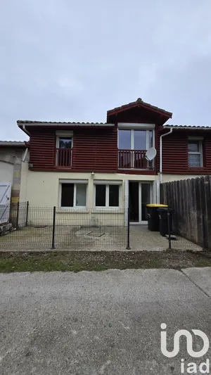 Duplex at Hostens (33125)