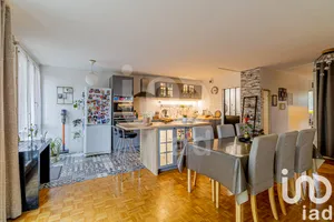 Apartment at Chilly-Mazarin (91380)
