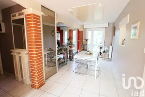 Apartment at La Chapelle-Saint-Mesmin (45380)
