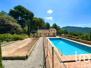 Maison à La Cadière-d'Azur (83740)