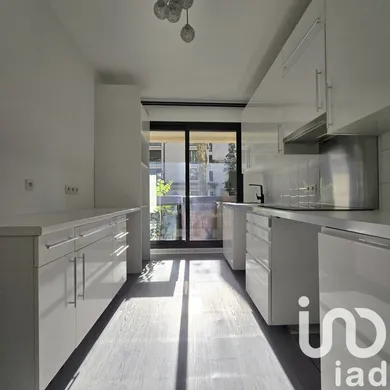 Apartment at Neuilly-sur-Seine (92200)
