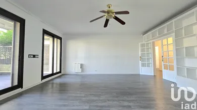 Apartment at Neuilly-sur-Seine (92200)