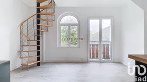 Duplex à Nogent-le-Roi (28210)