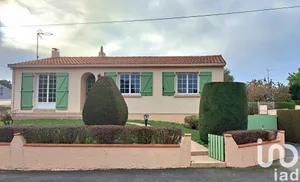 House at La Ferrière (85280)
