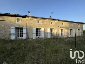 Traditional house at Montendre (17130)