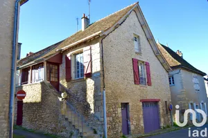 Maison de village à Angles-sur-l'Anglin (86260)
