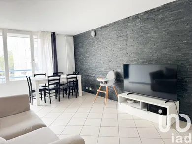 Appartement à Éragny (95610)