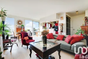 Apartment at Saint-Denis (93210)
