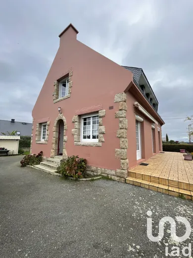 House at Le Sourn (56300) — 3/9