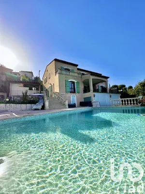 Maison à Saint-Paul-de-Vence (06570)