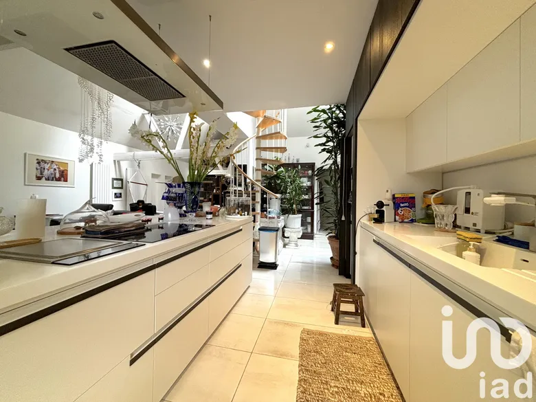 Appartement 5 pièces 230 m² · à Nantes · 229,6 m² · 479 500 €
