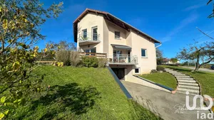 Architectural house at Domèvre-sur-Avière (88390)