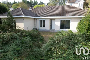 Townhouse at Saint-Priest-Taurion (87480)