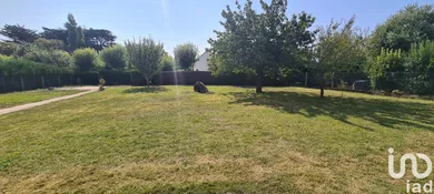 Land at Damgan (56750)