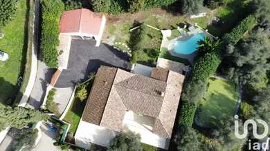 Traditional house at Contes (06390)