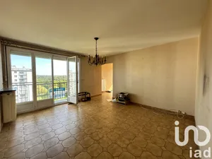 Apartment at Tours (37200)