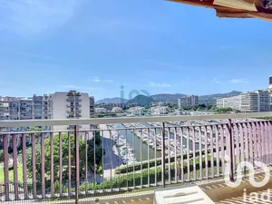 Apartment at Mandelieu-la-Napoule (06210)