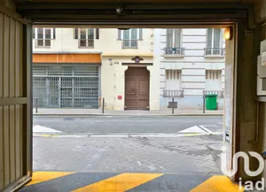 Parking at Paris (75014)