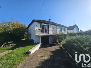 Traditional house at Avermes (03000)