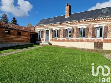 Traditional house at Warsy (80500)