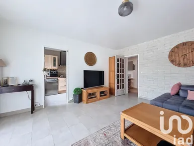 Apartment at Sucy-en-Brie (94370)