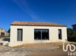 House at VOLX (04130)