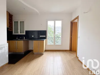 Appartement à Ivry-sur-Seine (94200) — 4/10
