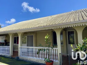 House at Saint-André (97440)