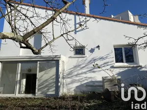 House at Royan (17200)