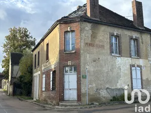 Traditional house at Montholon (89110)