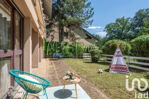 Duplex at Meylan (38240)