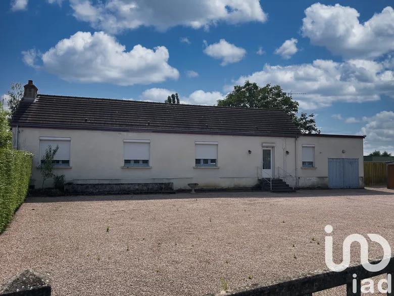 Maison 3 pièces 74 m² · à Molinet · 74 m² · 80 000 €