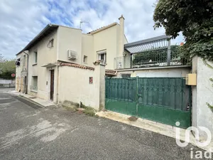 Village house at Morières-lès-Avignon (84310)